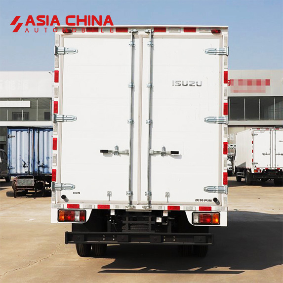 Isuzu ELF KV100 Фургон 4x2 Грузовик для перевозки грузов