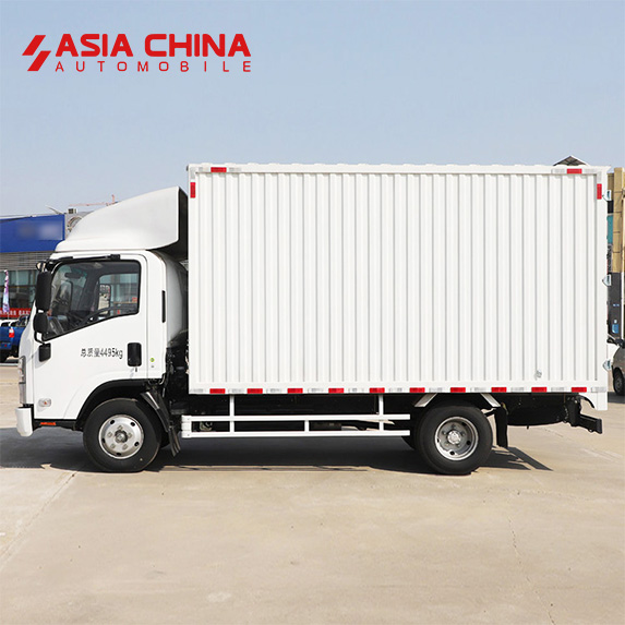 Isuzu ELF KV100 Фургон 4x2 Грузовик для перевозки грузов