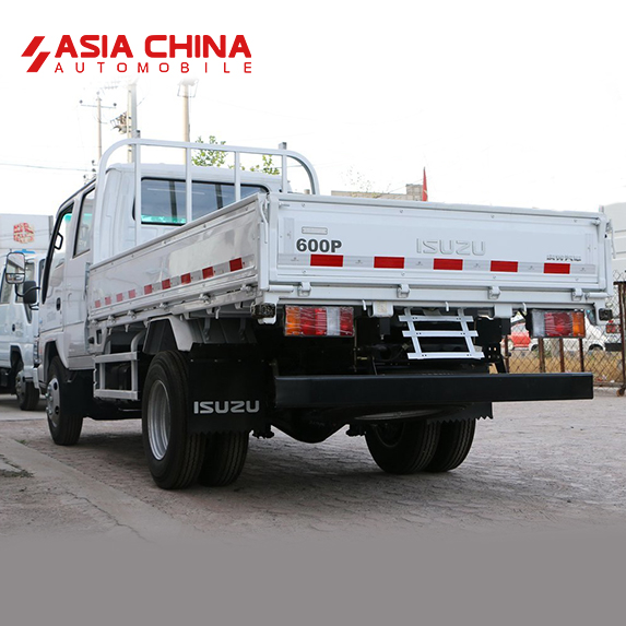 Isuzu NKR 600P Dropside Truck ELF Light Truck
