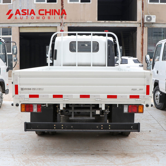 Qingling Isuzu ELF M100 Dropside Truck 4×2 Light Truck