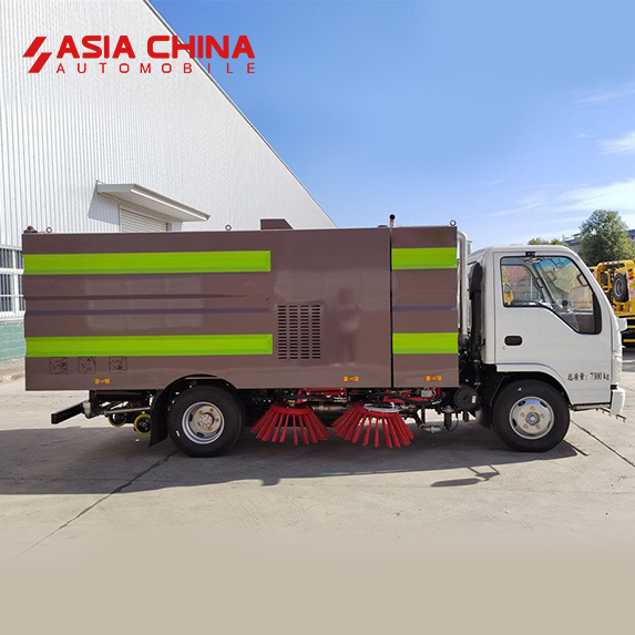 Isuzu Подметально-уборочная машина