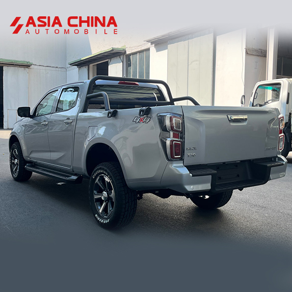Qingling Isuzu T30 Pickup With Double Cabin