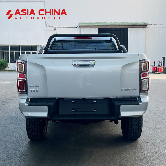 Qingling Isuzu T30 Pickup With Double Cabin