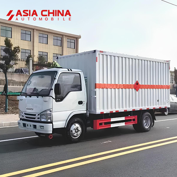 Isuzu Flammable Gas Transport Van Truck