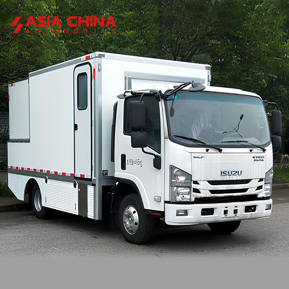 Isuzu Epidemic Prevention Truck