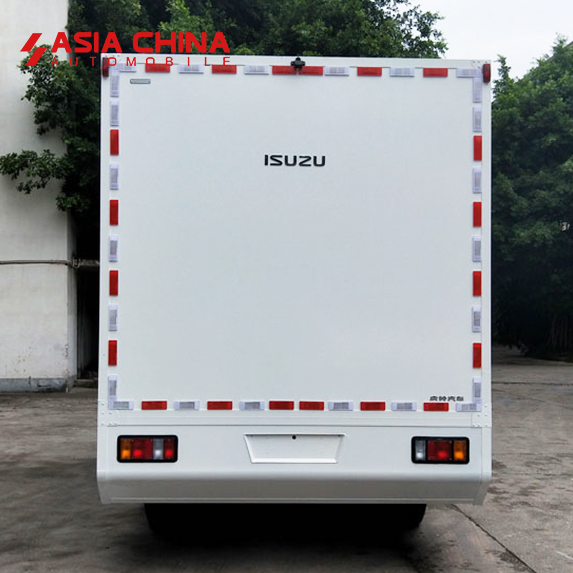 Isuzu Mobile Medical Truck