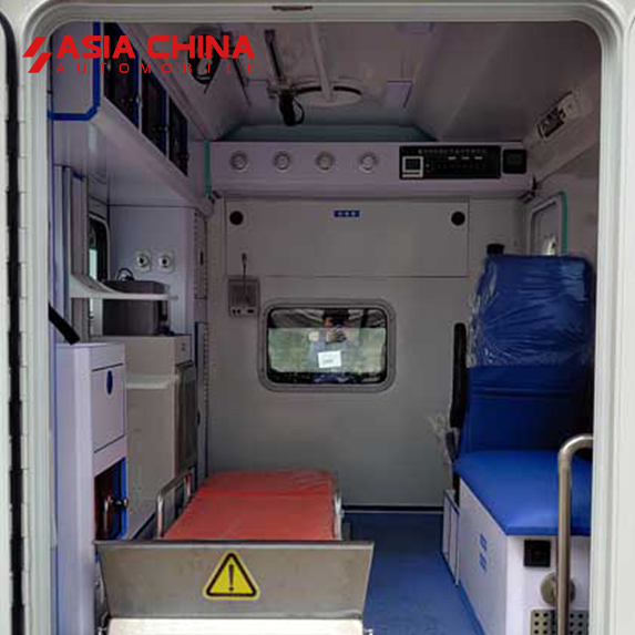 Isuzu Ambulance