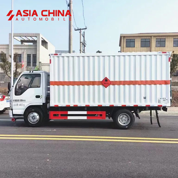 Isuzu Flammable Gas Transport Van Truck