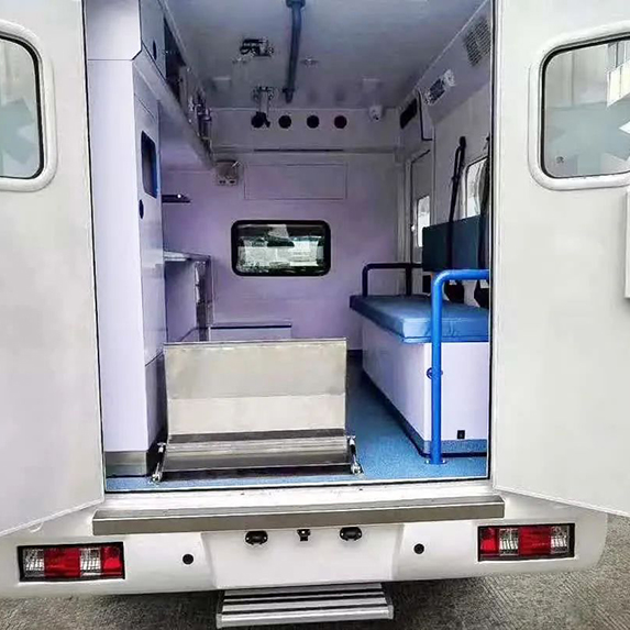 Isuzu Ambulance