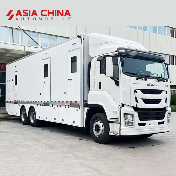 Isuzu Mobile Laboratory Vehicle