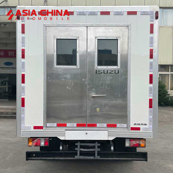 Isuzu Environmental Monitoring Truck