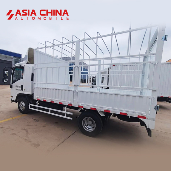 Isuzu KV100 Stake Truck
