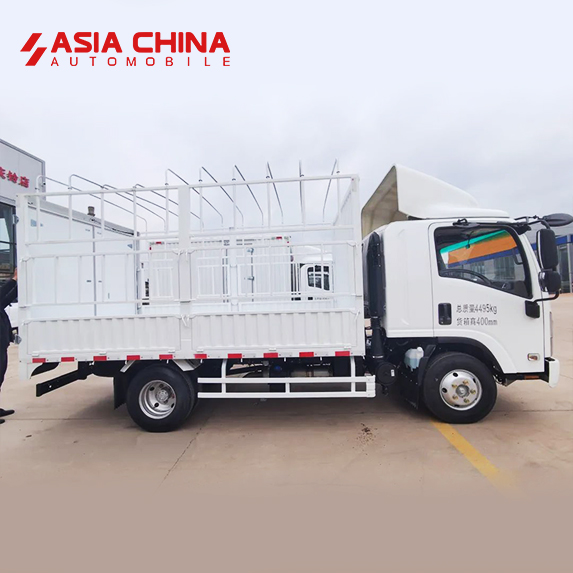 Isuzu KV100 Stake Truck