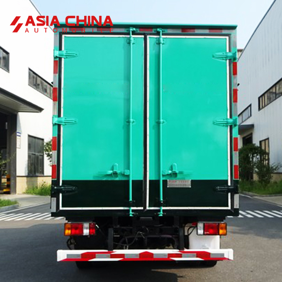 Isuzu Sludge Treatment Truck