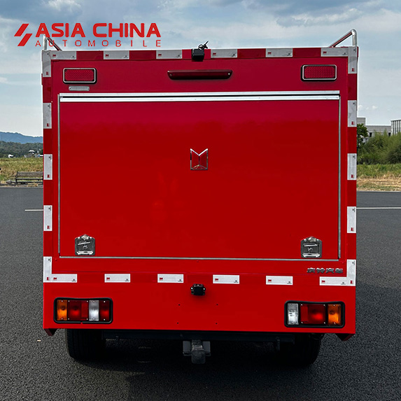 Isuzu Pickup Engineering Truck