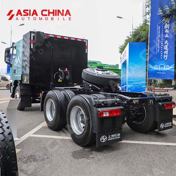 Hongyan Genlyon C6P 6×4 Battery Electric Tractor Truck (BEV)