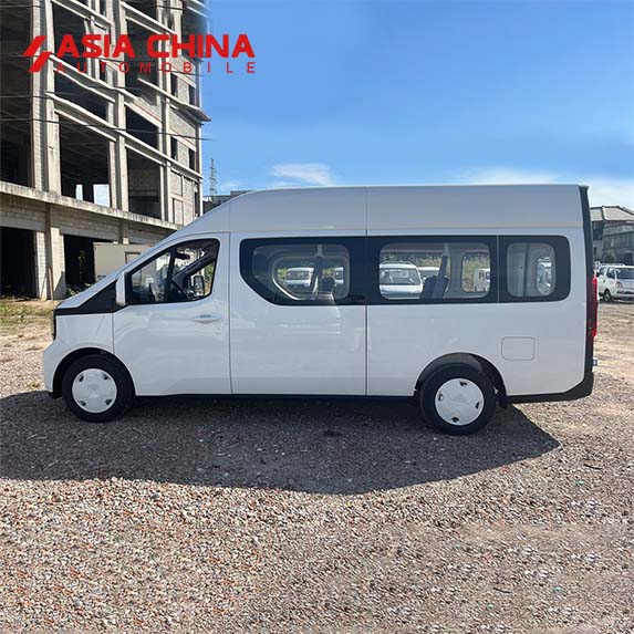 V919 Electric Minibus | Long Wheelbase Passenger Van
