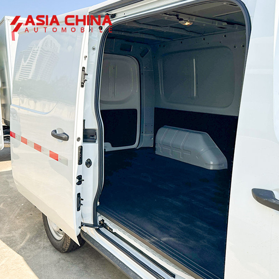 V919 Electric Cargo Van | Compact Urban Delivery Vehicle