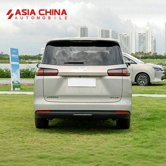 Wuling Xingguang 730 PHEV | 7-Seater Plug-in Hybrid MPV